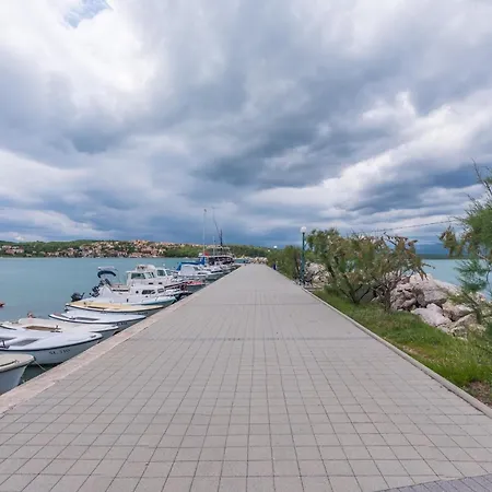 Dani 4 Διαμέρισμα